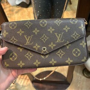 Louis Vuitton Monogram Canvas Felicie Pochette -2019 Collection